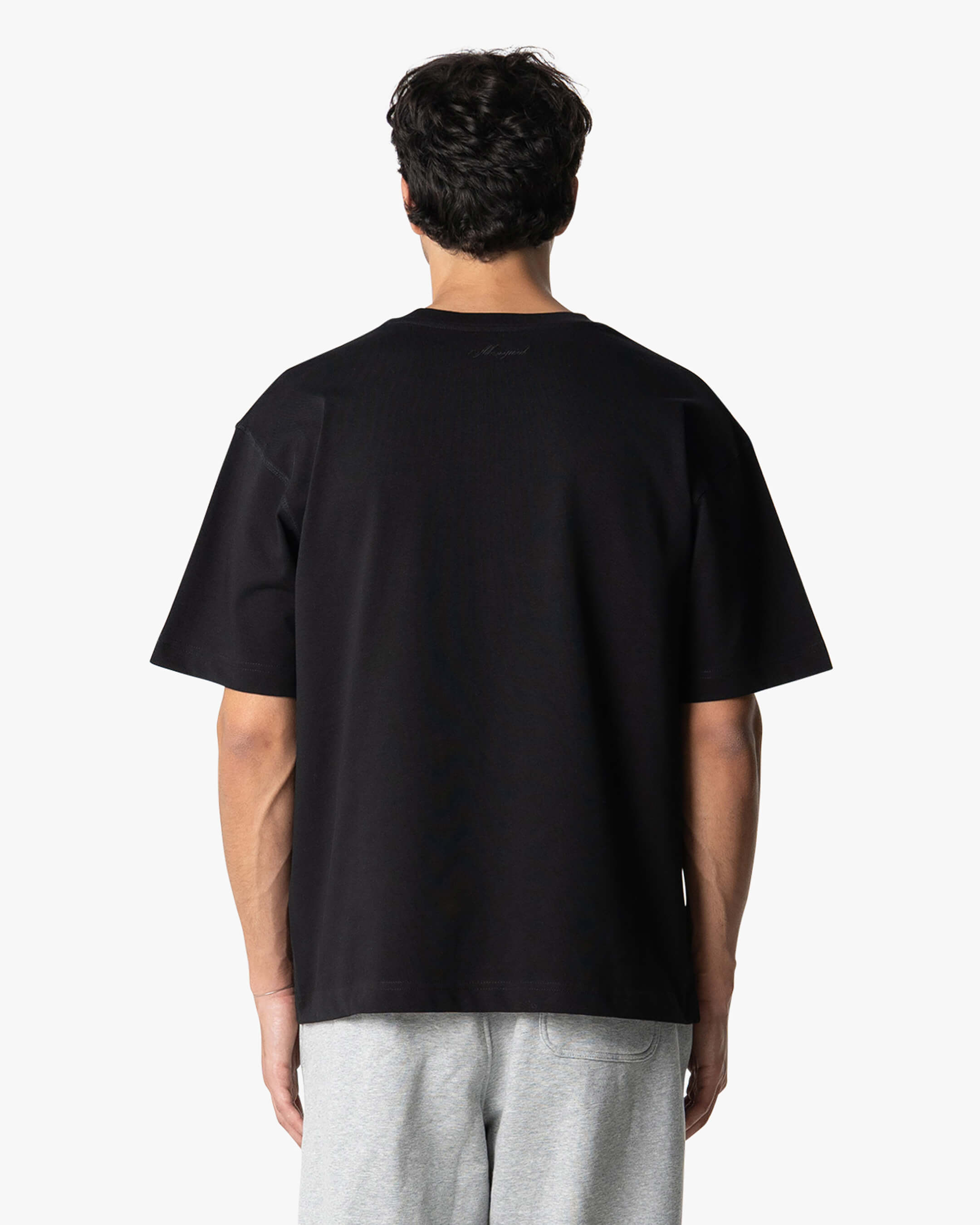 Übergrößtes Blank T-Shirt – Schwarz