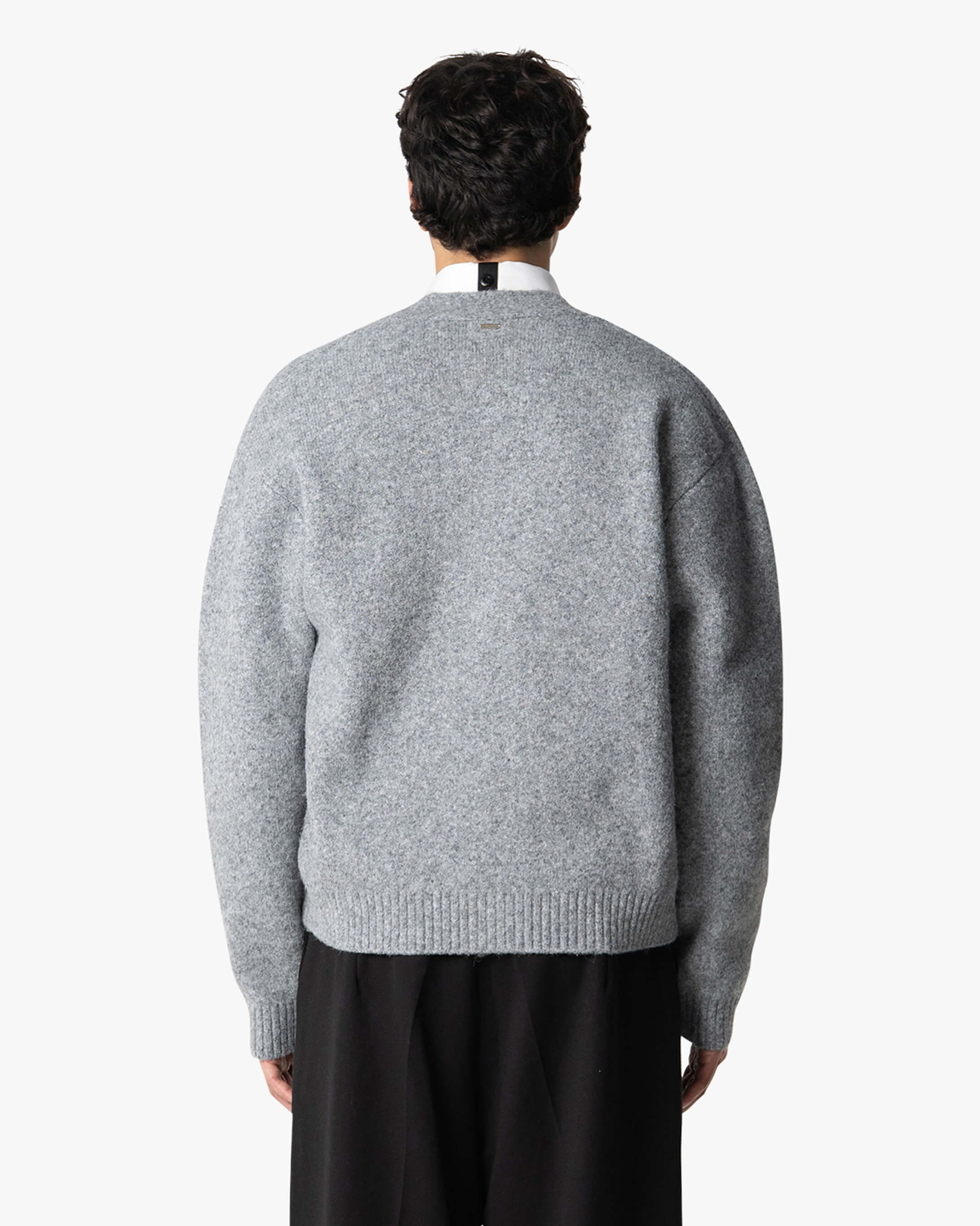 Marea V-Ausschnitt Strickjacke aus gebürstetem Material