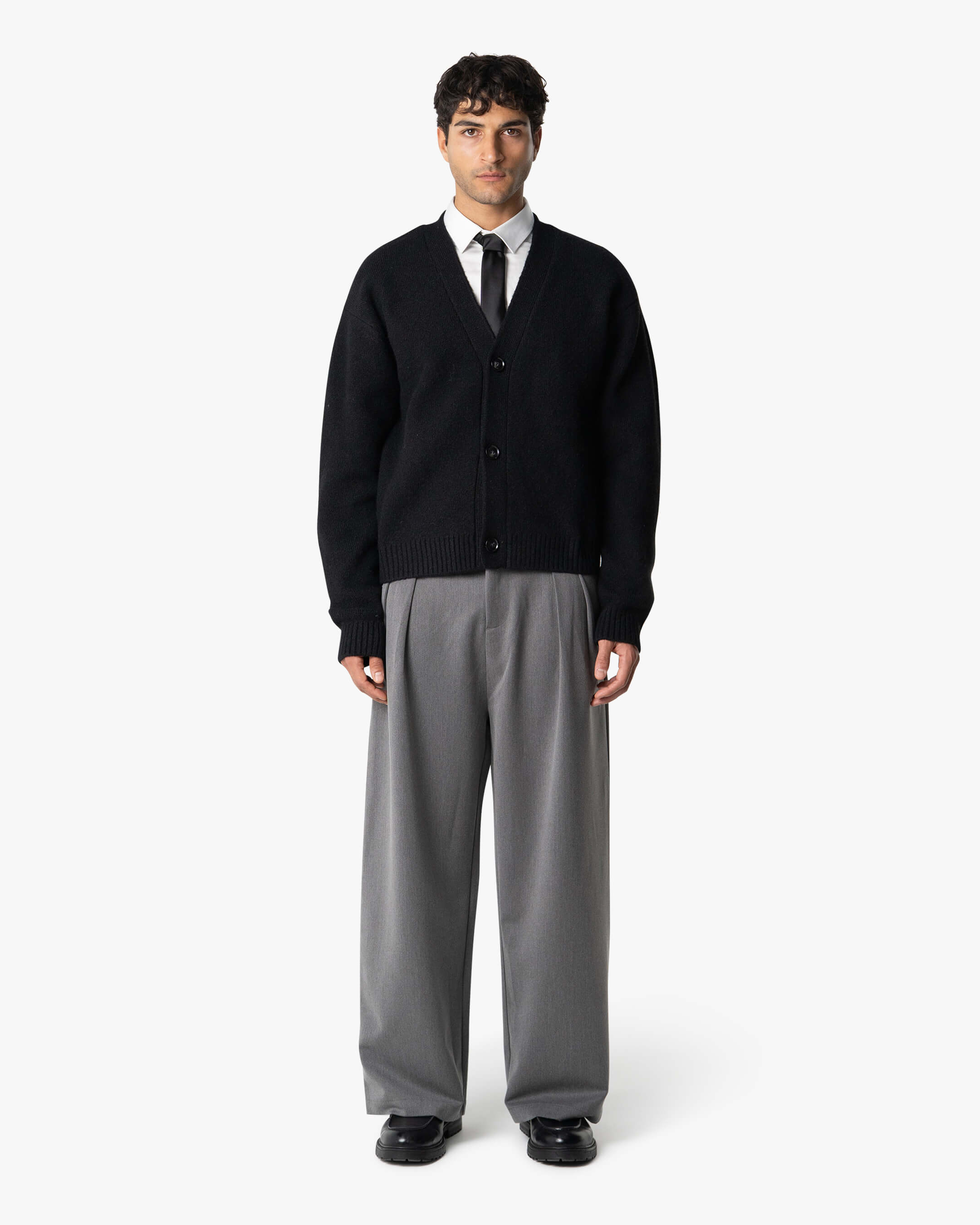 Marea V-Ausschnitt Strickjacke aus gebürstetem Material