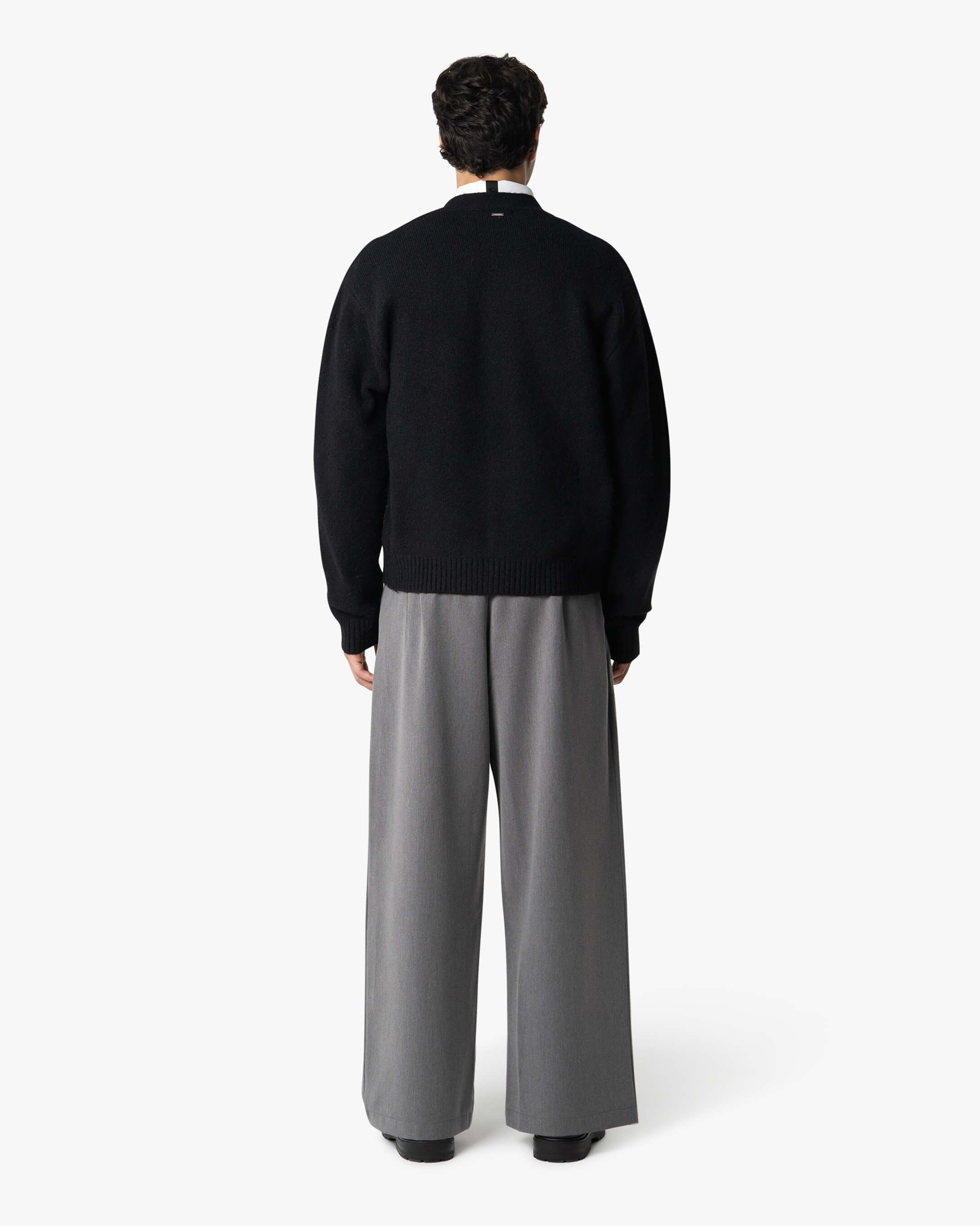 Marea V-Ausschnitt Strickjacke aus gebürstetem Material