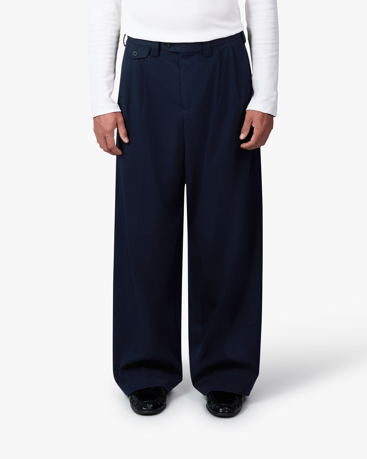 Ambra Pleated Loose-Fit Pants | Navy