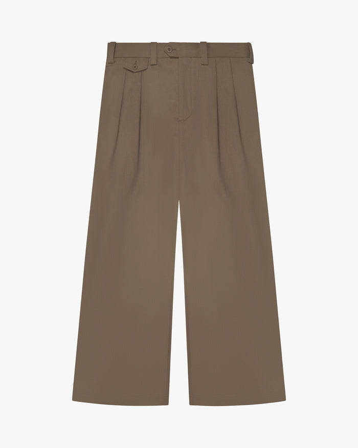 Ambra Locker sitzende Plisseehose
