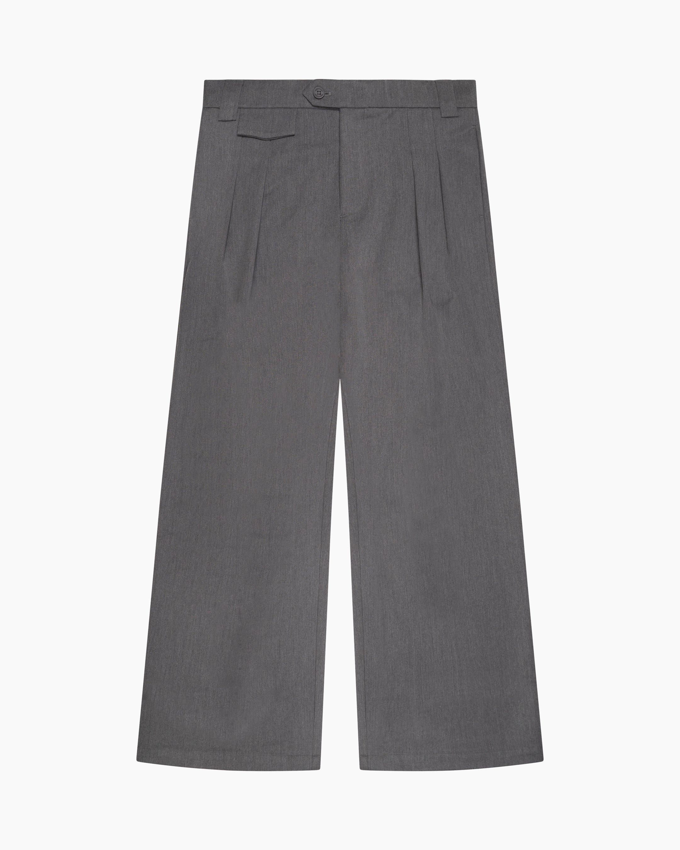 Ambra Locker sitzende Plisseehose