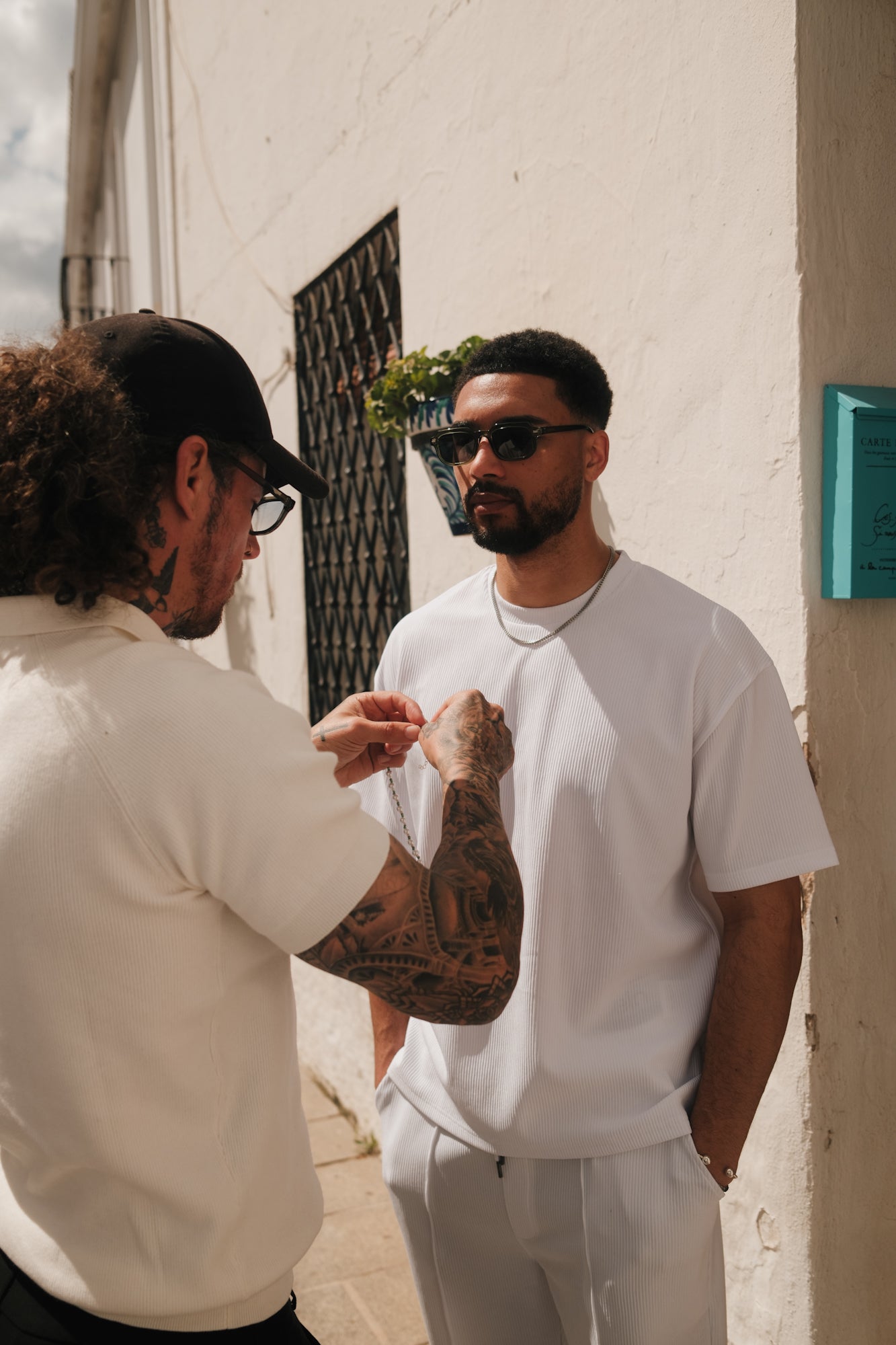 Santiago Geripptes T-Shirt