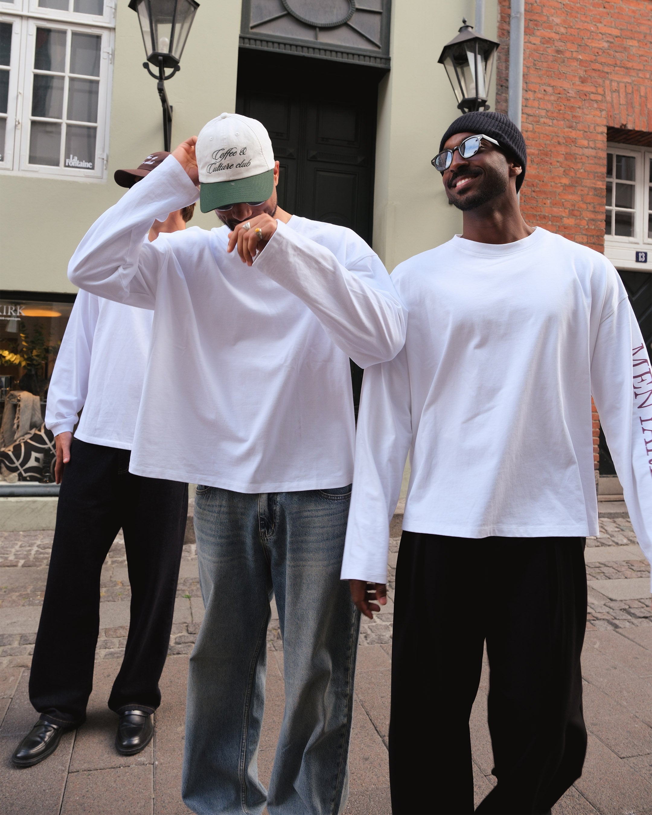 Kultiges Logo-Langarmshirt im Box-Schnitt