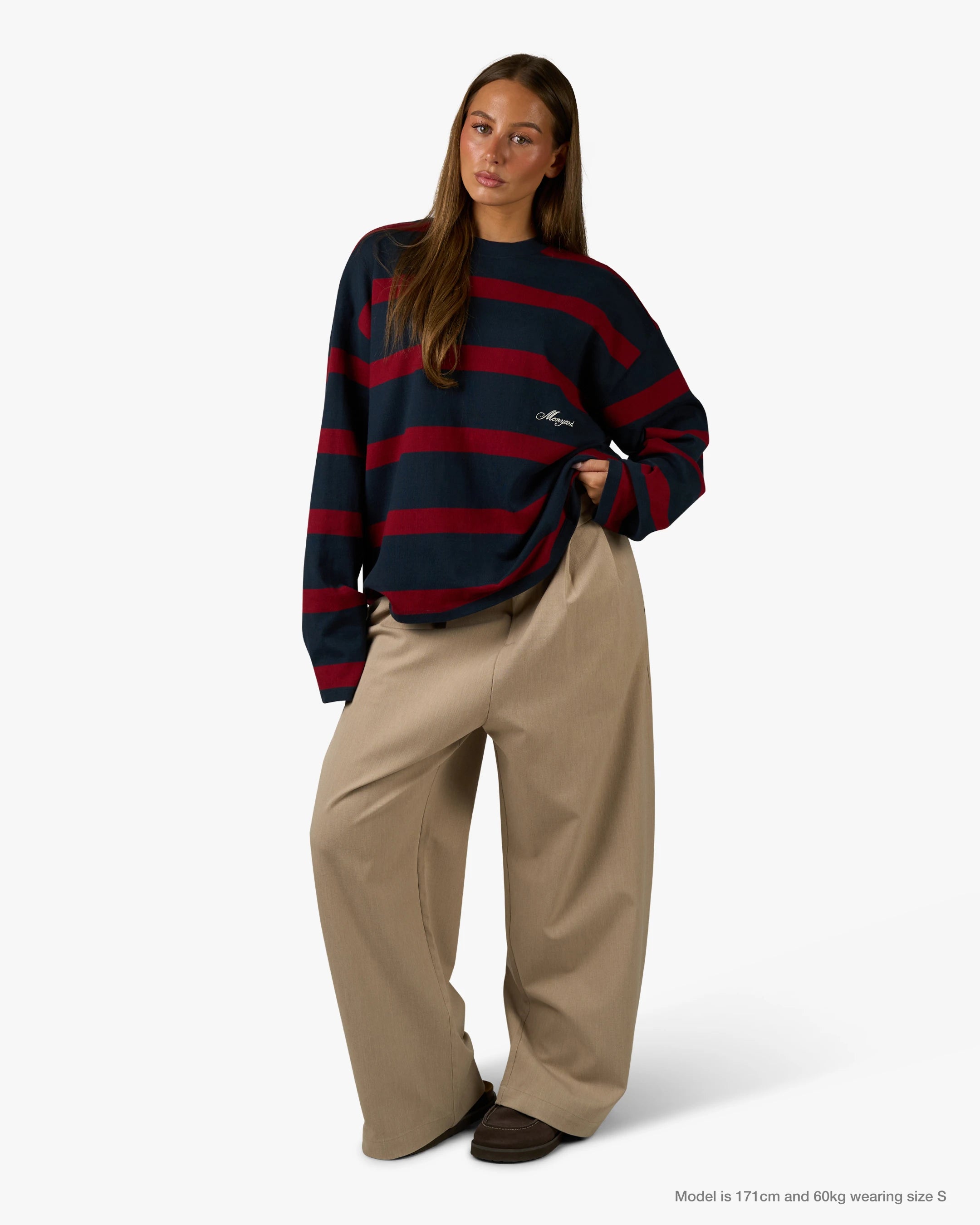 Gestreiftes Langarmshirt im Box-Schnitt