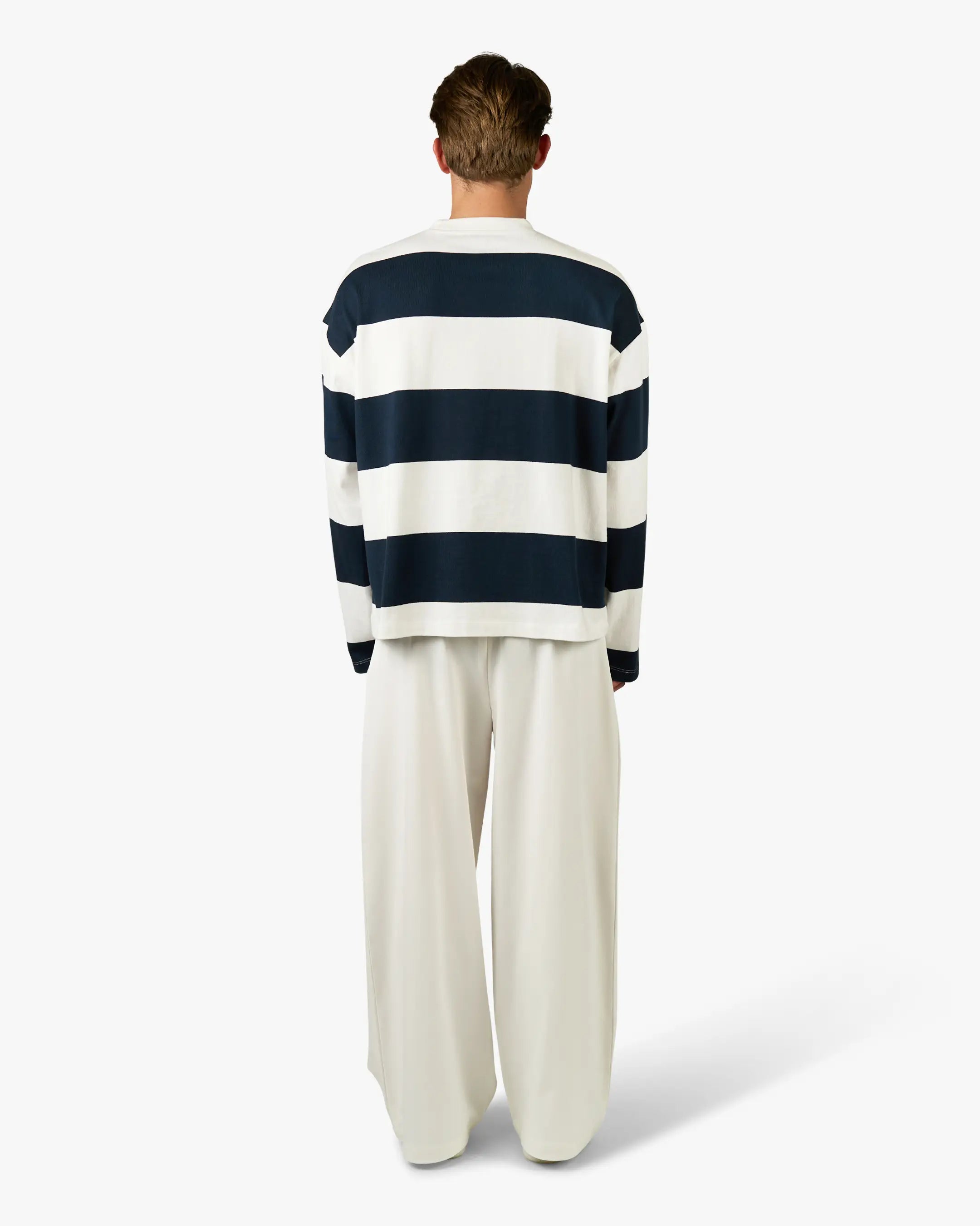 Gestreiftes Langarmshirt im Box-Schnitt