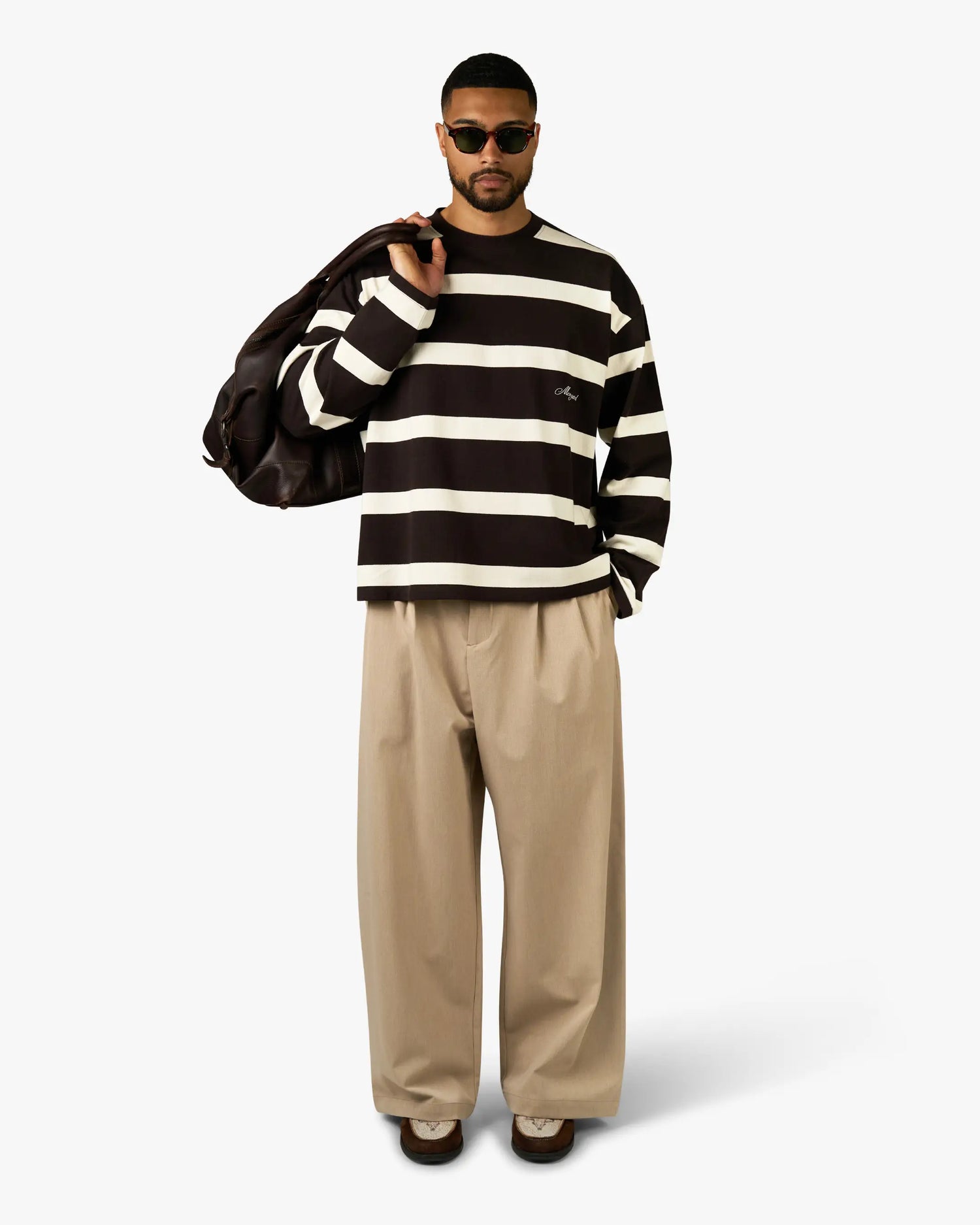 Gestreiftes Langarmshirt im Box-Schnitt