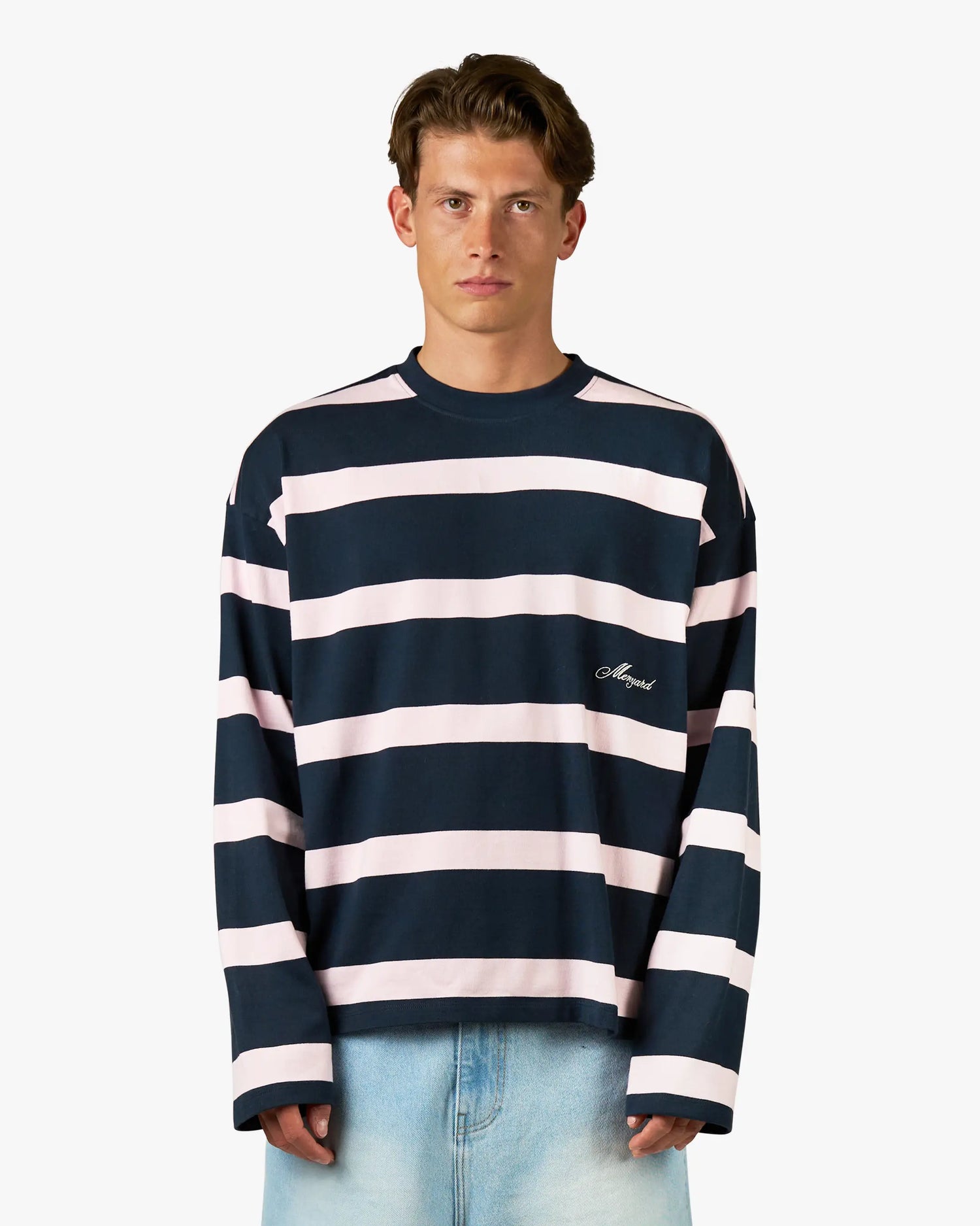 Gestreiftes Langarmshirt im Box-Schnitt